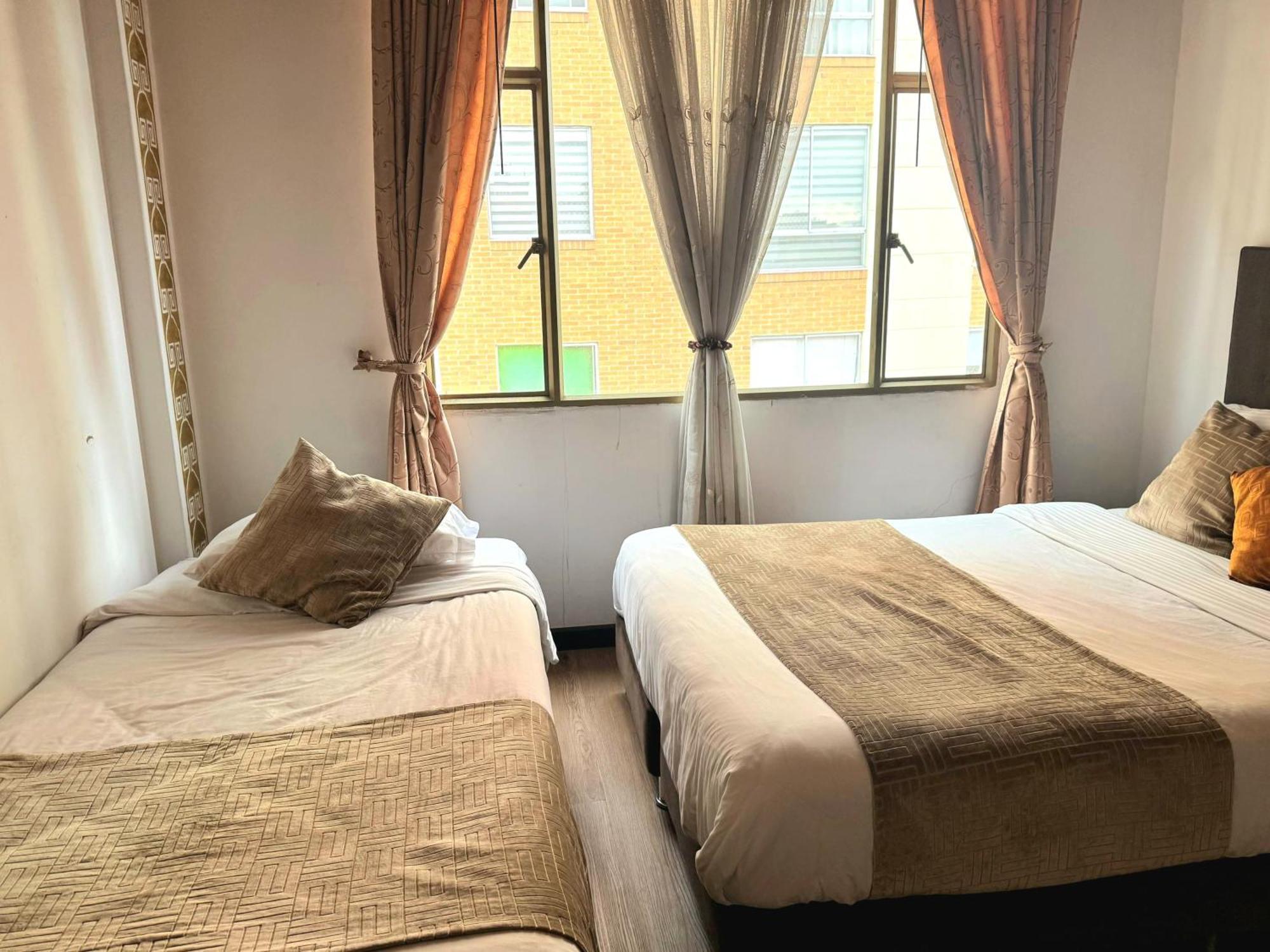 Oporto 83 Hotell Bogotá Eksteriør bilde